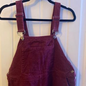Pink lily overall dress, maroon, size L